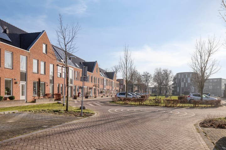 Foto 25 van Groninger Meeuwlaan 71