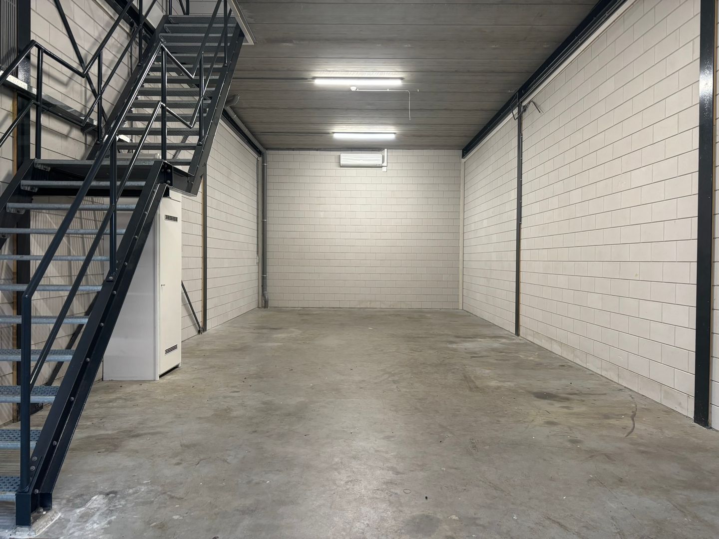 View photo 2 of Zuidelijke Knibbelweg 88