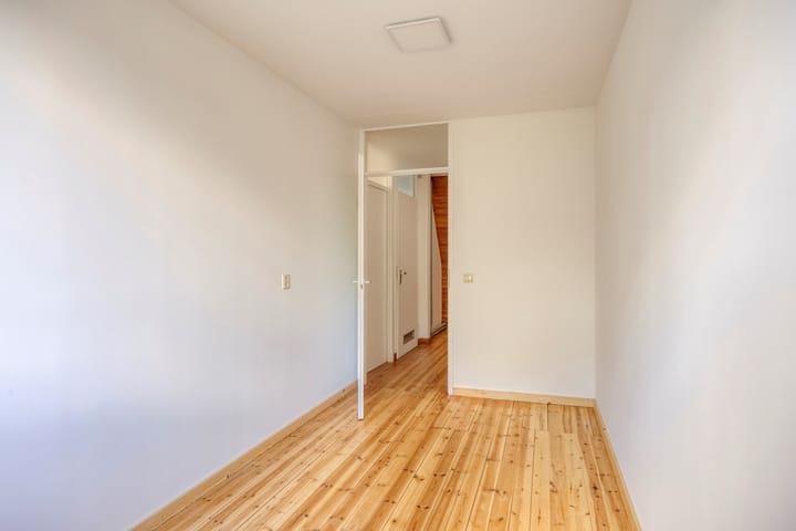 Photo 19 of Mienette Stormstraat 59