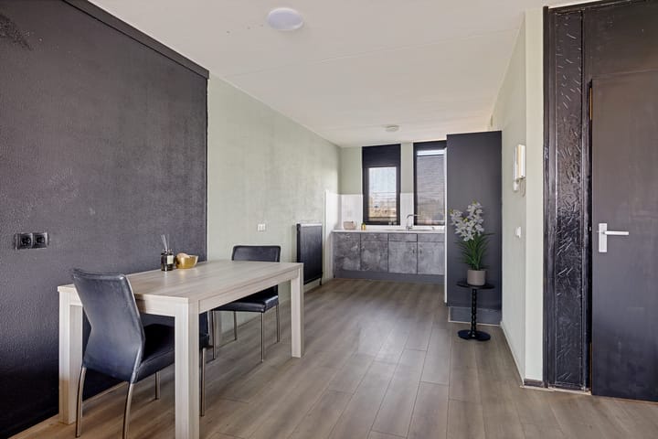 Foto 13 van Molenplein 18