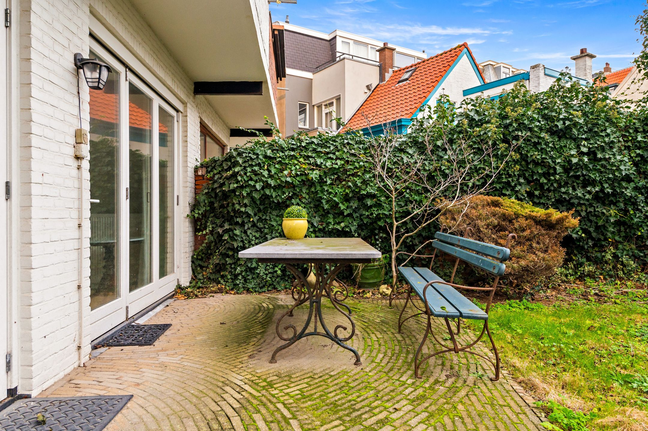 Photo 33 of Zeeruststraat 212