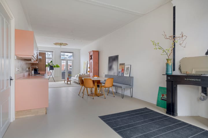 Photo 3 of Tweede Willemstraat 13-A