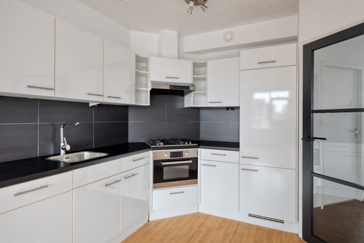 Foto 12 van Achter de Kamp 68