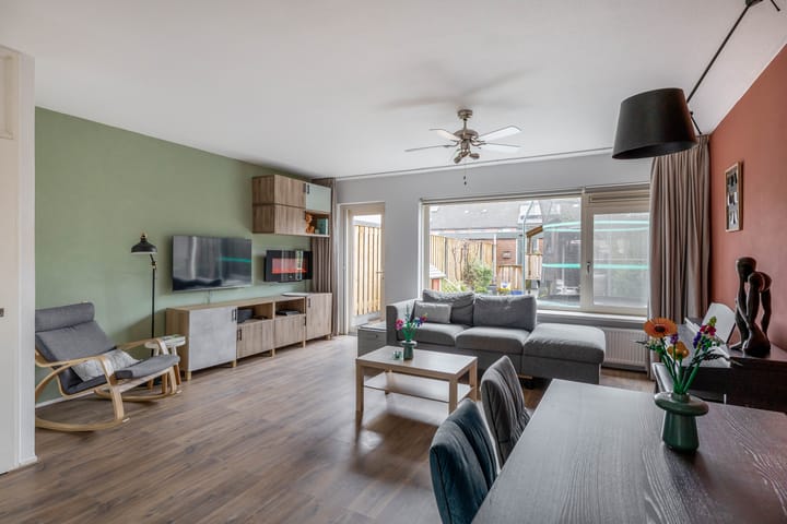 Foto 11 van Koolwitje 1