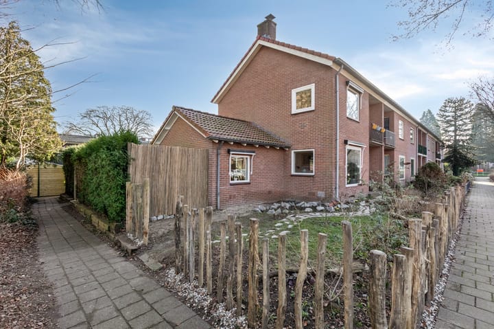 Foto 28 van Vossenstraat 10