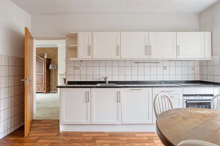 Foto 13 van de Esch 15