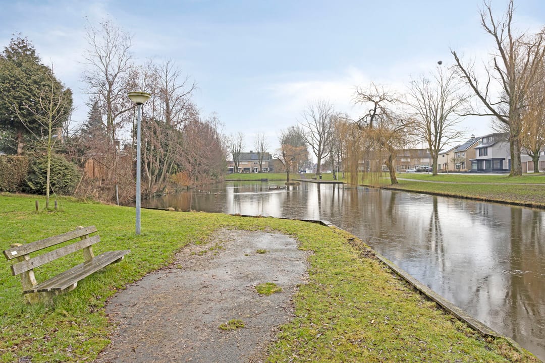 Photo 32 of de Esch 15