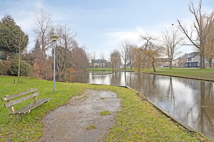 Foto 32 van de Esch 15