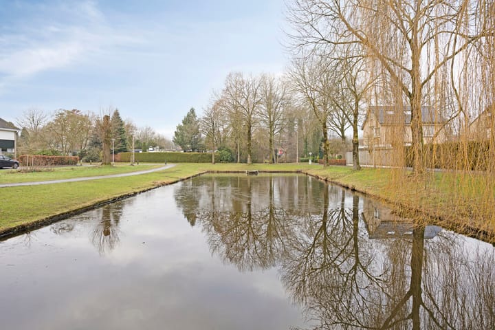 Foto 33 van de Esch 15