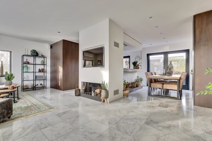 Foto 2 van Zonnebloemstraat 1