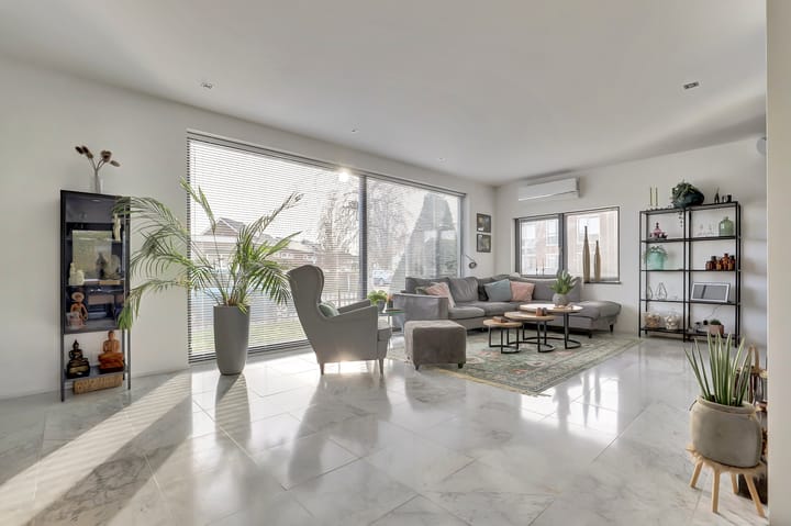 Foto 8 van Zonnebloemstraat 1