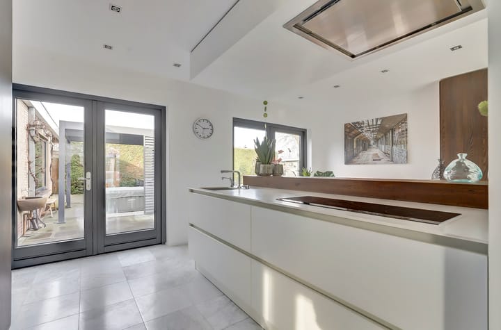 Foto 14 van Zonnebloemstraat 1