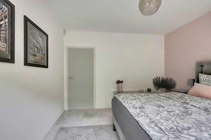 Foto 21 van Zonnebloemstraat 1