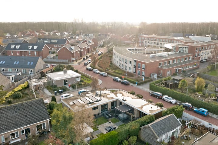 Foto 44 van Zonnebloemstraat 1