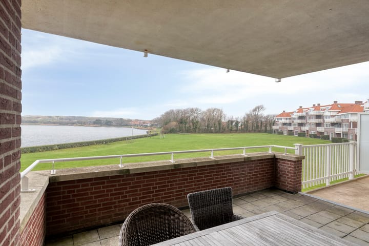 Foto 23 van Charley Tooropstraat 20