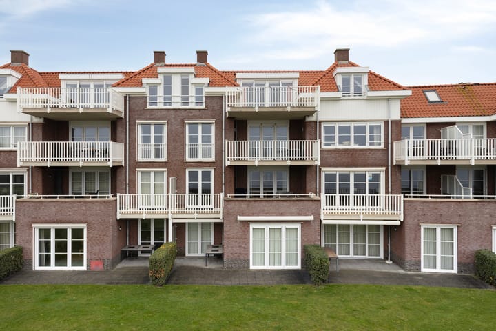 Foto 32 van Charley Tooropstraat 20