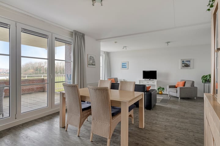 Foto 5 van Charley Tooropstraat 20