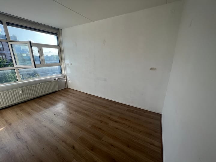 Photo 2 of Poeldijkstraat 39