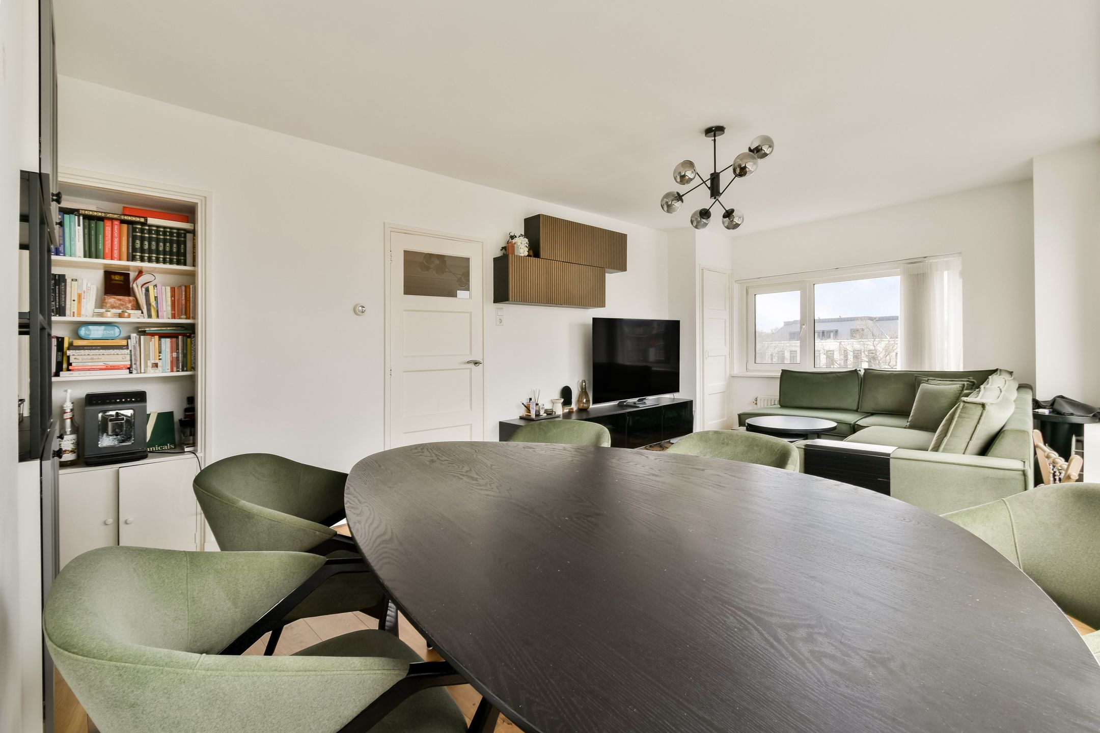 Photo 6 of Oranjestraat 71