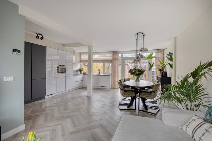 Photo 8 of Paulus Potterdreef 4