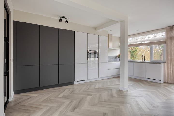 Photo 9 of Paulus Potterdreef 4