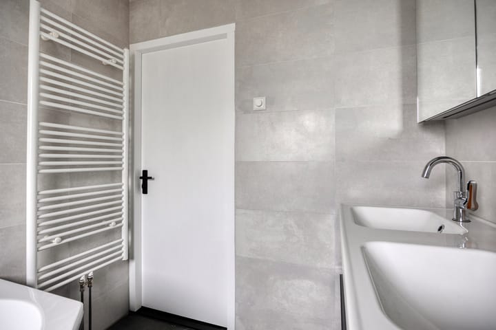 Photo 27 of Paulus Potterdreef 4