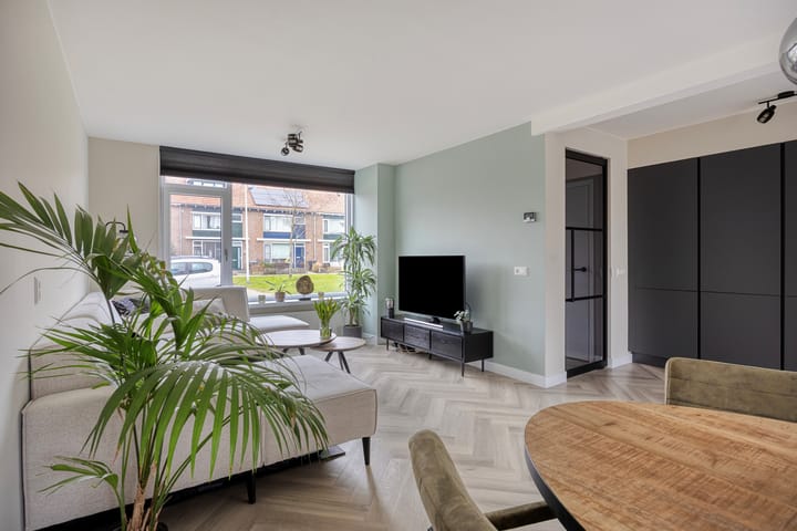 Photo 13 of Paulus Potterdreef 4