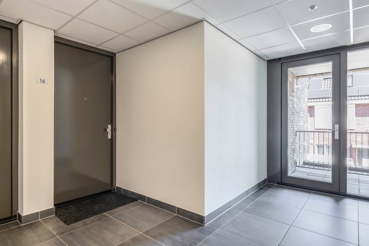 Foto 5 van Anna Bijnspad 16