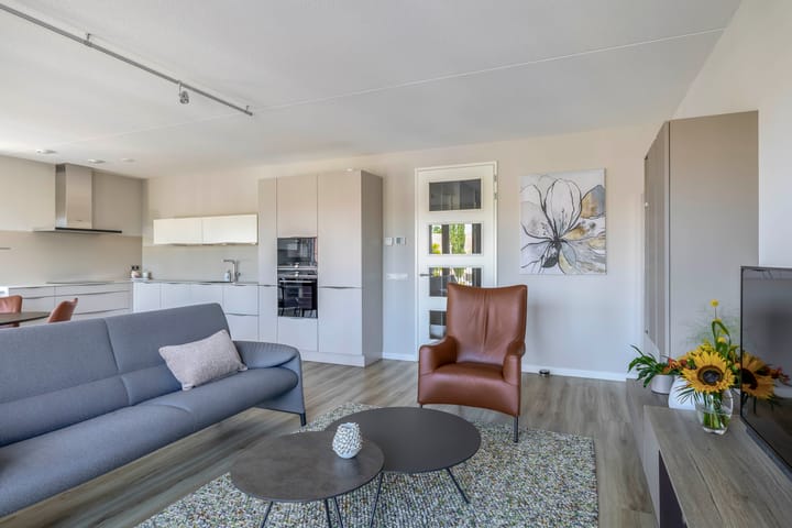 Foto 10 van Anna Bijnspad 16