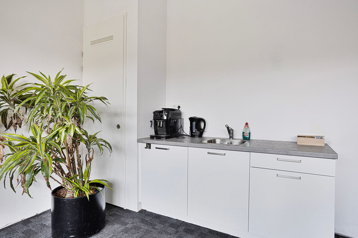 Foto 10 van Hessen Kasselstraat 6-A