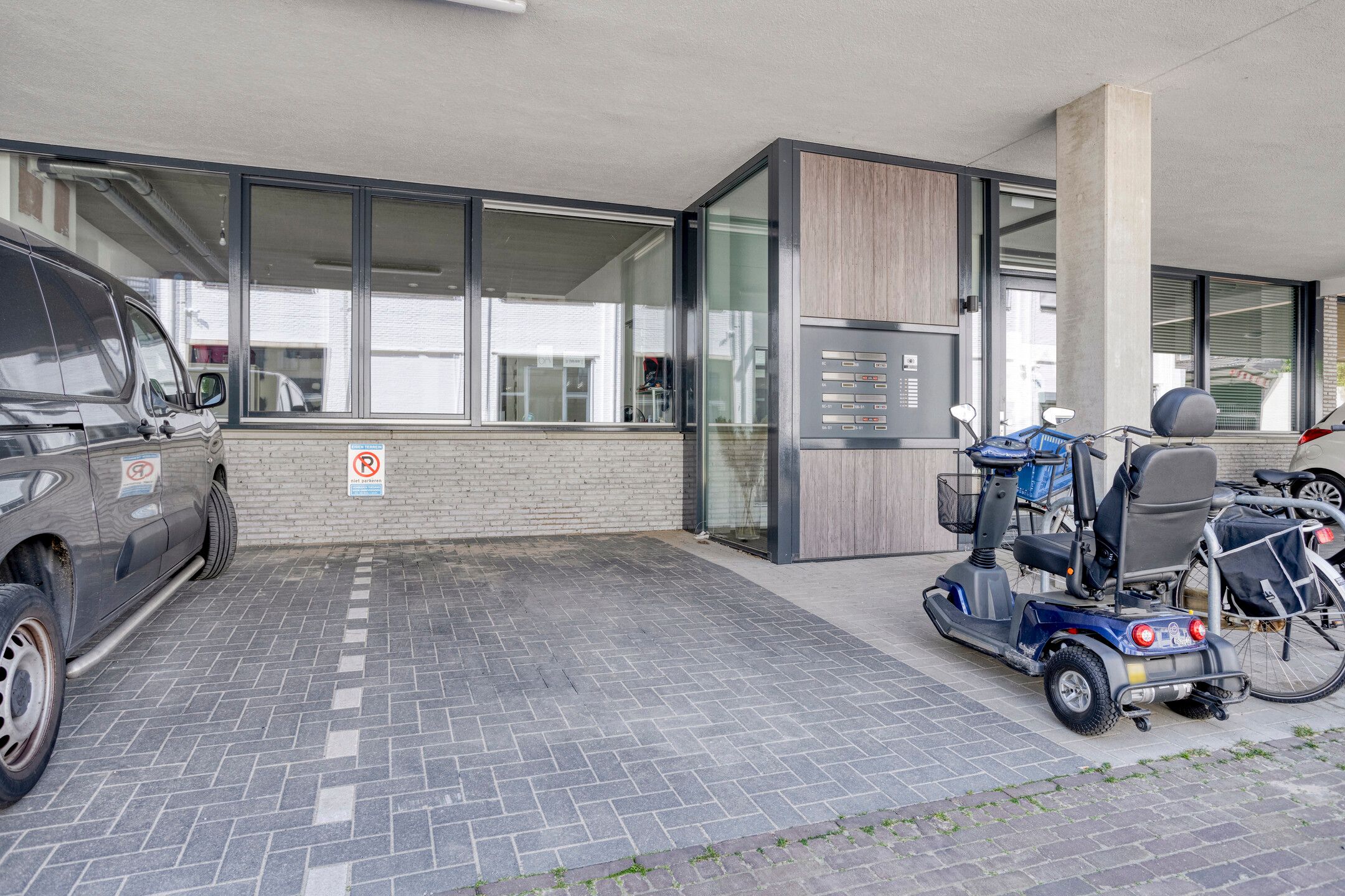 Foto 33 van Hessen Kasselstraat 6-A