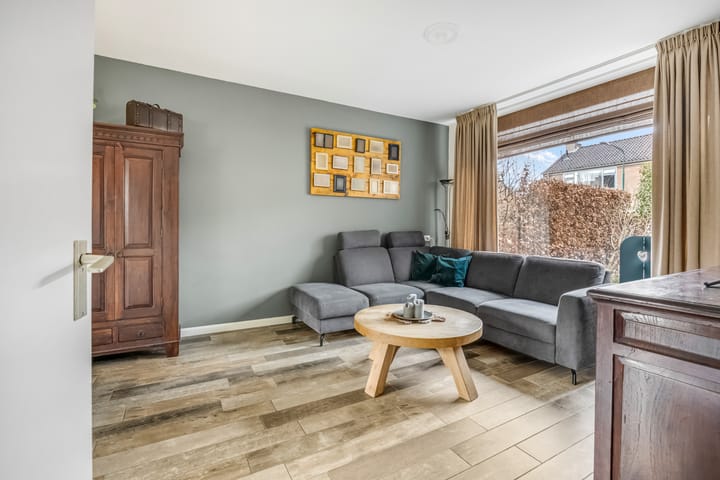 Photo 9 of Schoolweg 74