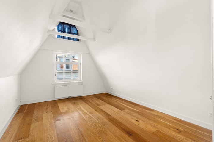 Foto 20 van Egelantiersstraat 73-C