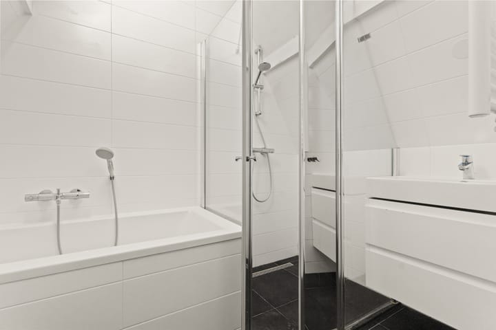 Foto 25 van Egelantiersstraat 73-C