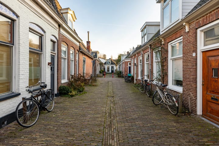 Photo 32 of Sophiastraat 11