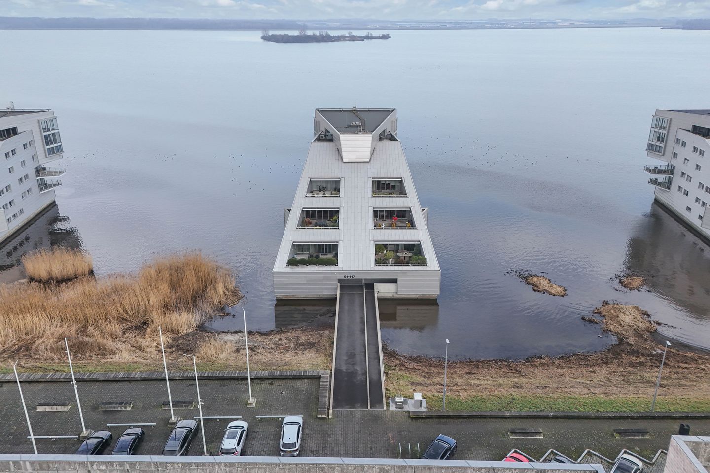 Photo 35 of Gooimeerpromenade 115