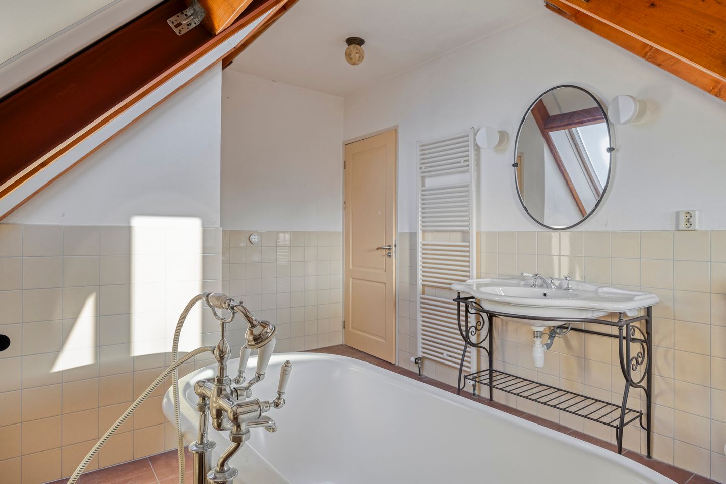 Foto 14 van Brugstraat 5-B