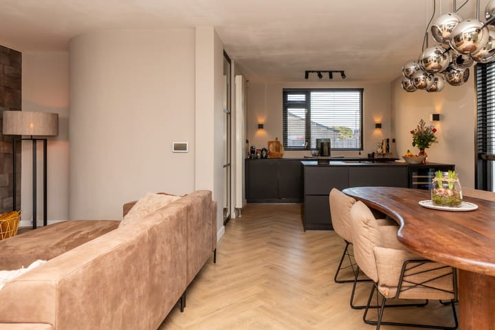 Foto 64 van Ridder Alartlaan 92