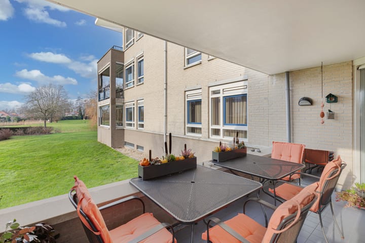 Photo 17 of Winter 4