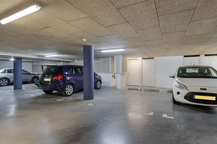 Photo 30 of Winter 4