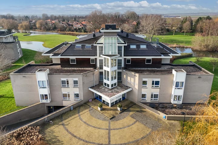 Photo 36 of Winter 4