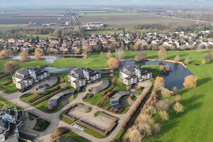 Photo 39 of Winter 4