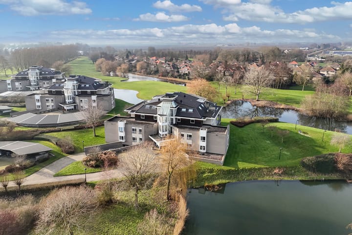 Photo 38 of Winter 4