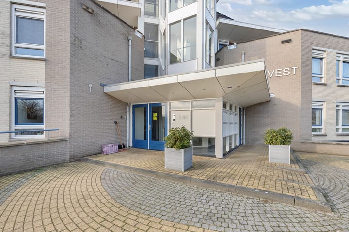 Photo 45 of Winter 4