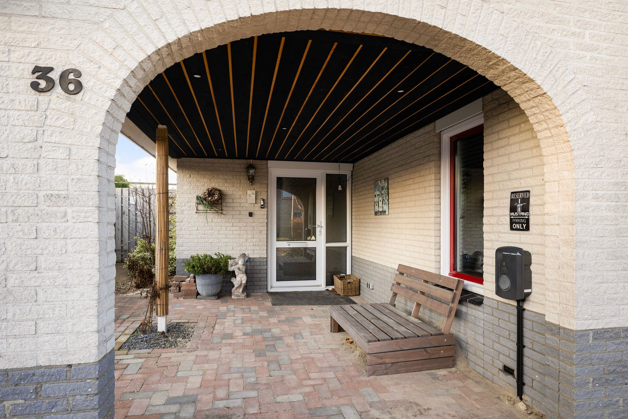 Foto 9 van Kastanjeleane 36