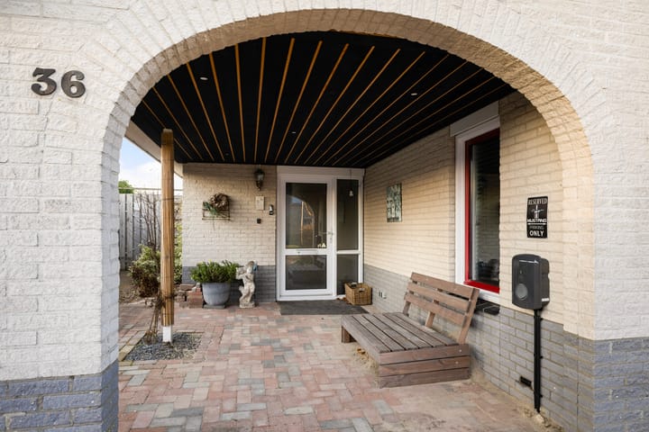 Foto 9 van Kastanjeleane 36