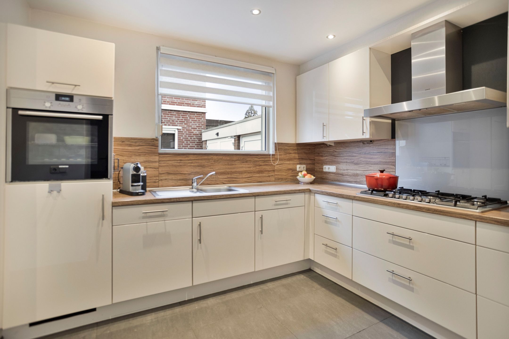 Photo 9 of Bernhardstraat 5