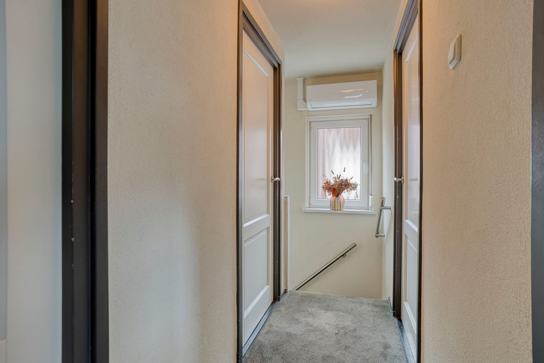 Photo 16 of Bernhardstraat 5