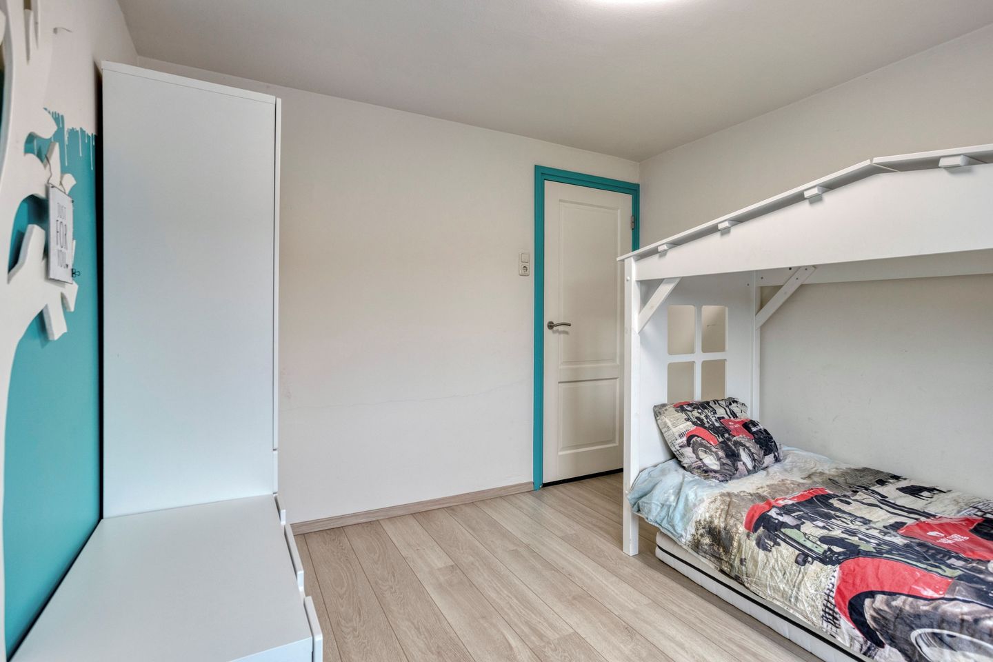 Photo 20 of Bernhardstraat 5