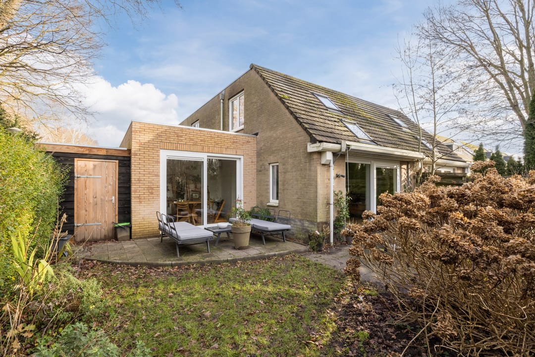 Photo 2 of Dr. L.J. Rogierstraat 104